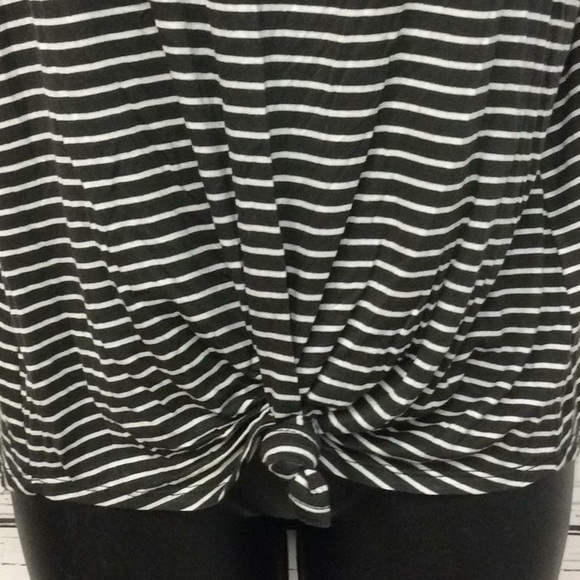 Hippie Chic gray and white striped tie front tank - Picture 3 of 7